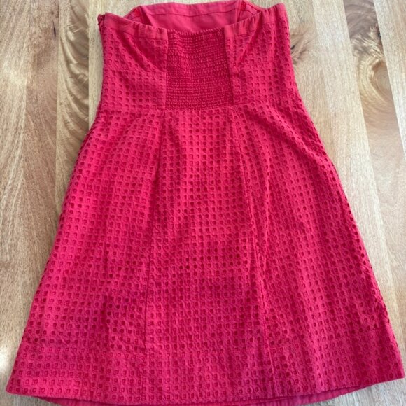 White House Black Market Red Eyelet Strapless Dress with Pockets - Picture 4 of 7